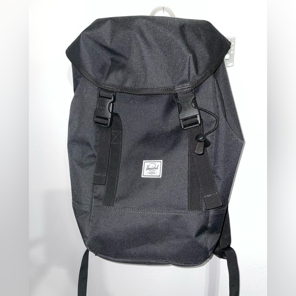 Herschel Supply Company IONA Black Crosshatch Backpack 19.5L new without tags